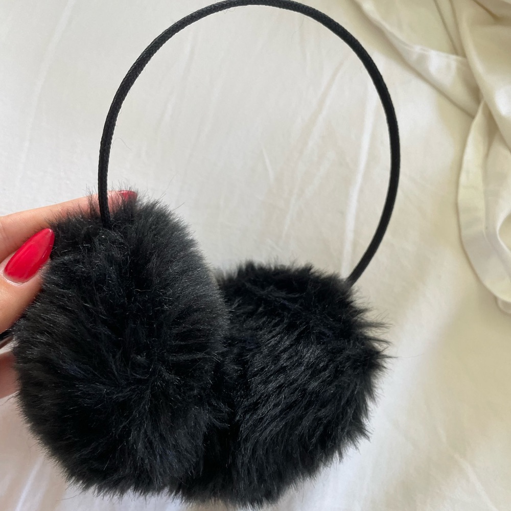 Black faux fur earmuffs